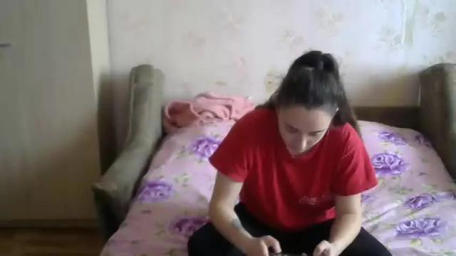 Image 3 of juliyaxvinesy Stream on Chaturbate on 14 months ago