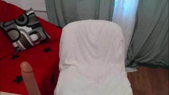 Image 12 of julliemilf Stream on Chaturbate on 1 month ago