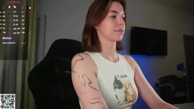 Image 2 of julliette_softs Stream on Chaturbate on 1 month ago