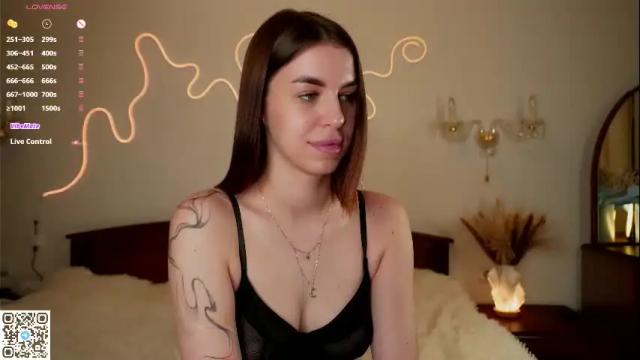 Image 4 of julliette_softs Stream on Chaturbate on 16 days ago