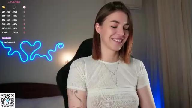 Image 12 of julliette_softs Stream on Chaturbate on 14 days ago