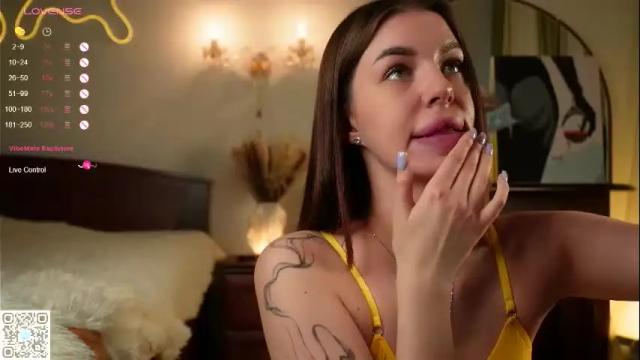 Image 4 of julliette_softs Stream on Chaturbate on 7 days ago