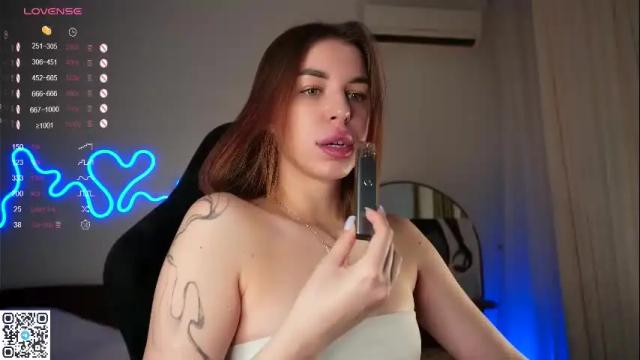 Image 4 of julliette_softs Stream on Chaturbate on 3 days ago