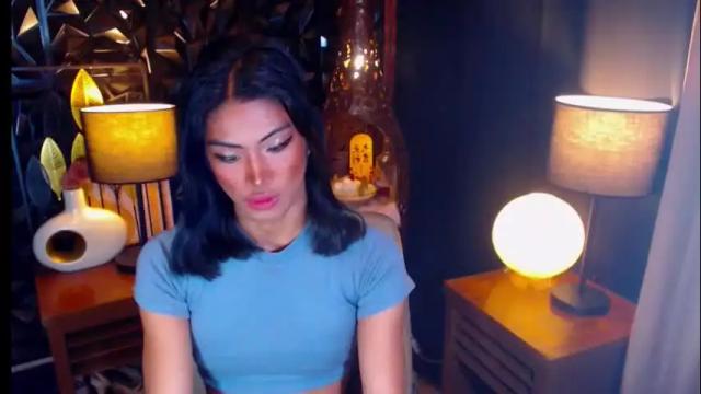 Image 12 of jullimiller Stream on Chaturbate on 3 months ago
