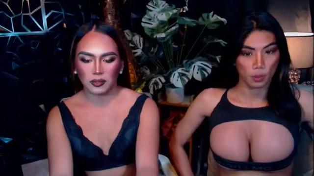 Image 8 of jullimiller Stream on Chaturbate on 4 days ago