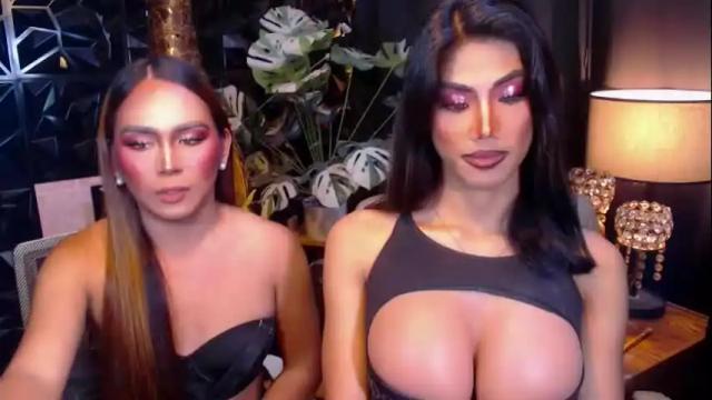 Image 7 of jullimiller Stream on Chaturbate on 1 day ago