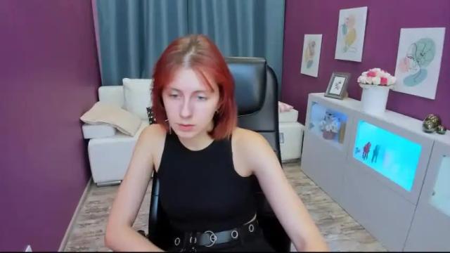 Image 3 of jullsy_lee Stream on Chaturbate on 19 months ago