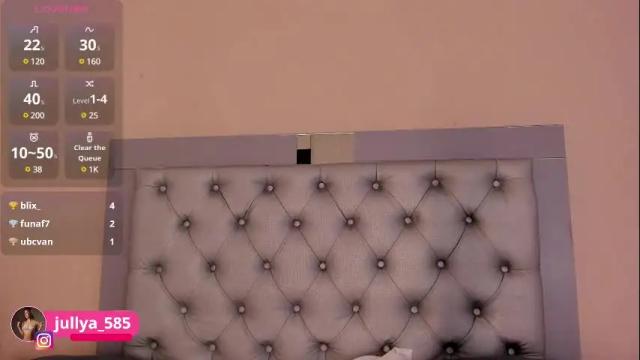 Image 12 of jullya_x Stream on Chaturbate on 27 days ago