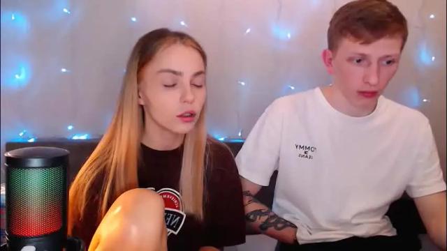 Image 2 of julsweet Stream on Chaturbate on 2 months ago