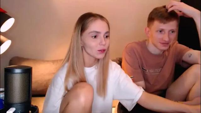 Image 4 of julsweet Stream on Chaturbate on 26 days ago