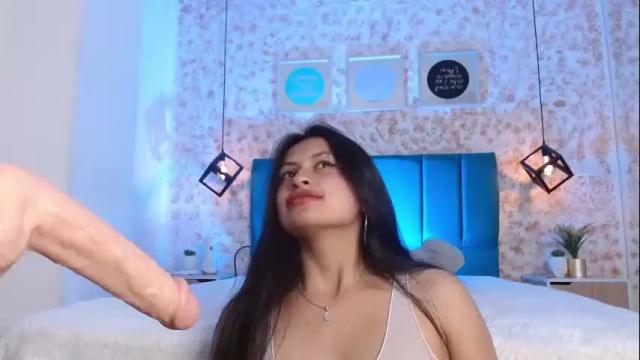 Image 4 of july_gh Stream on Chaturbate on 12 days ago