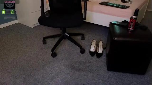 Image 8 of julya_parker Stream on Chaturbate on 1 month ago
