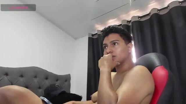 Image 8 of julya_smith_69 Stream on Chaturbate on 15 months ago
