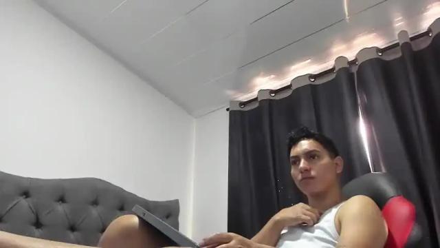 Image 7 of julya_smith_69 Stream on Chaturbate on 14 months ago
