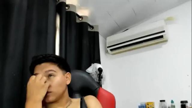 Image 11 of julya_smith_69 Stream on Chaturbate on 9 months ago