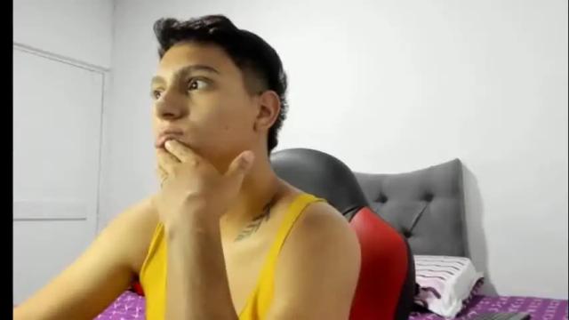 Image 3 of julya_smith_69 Stream on Chaturbate on 6 months ago