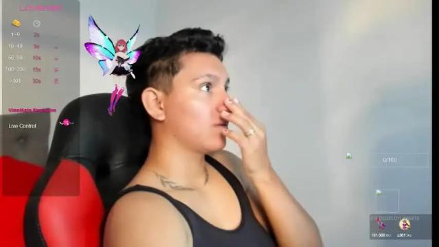 Image 2 of julya_smith_69 Stream on Chaturbate on 6 months ago