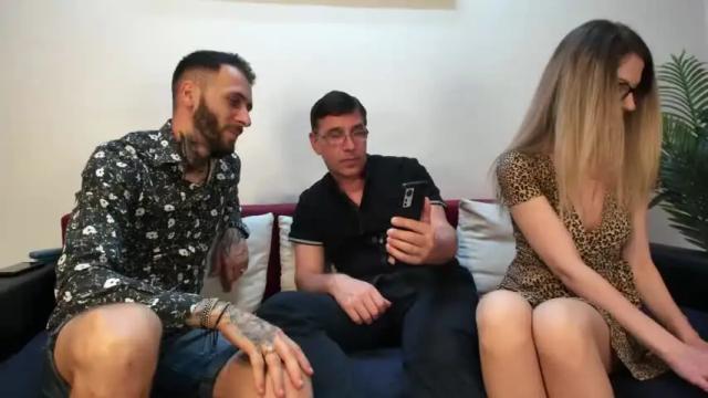 Image 2 of julyaandraul Stream on Chaturbate on 13 months ago