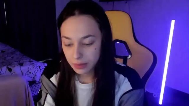Image 10 of june_moone Stream on Chaturbate on 13 months ago