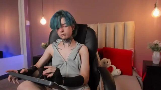 Image 3 of juneblake Stream on Chaturbate on 14 months ago