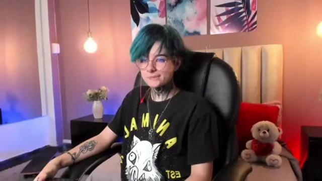 Image 11 of juneblake Stream on Chaturbate on 14 months ago