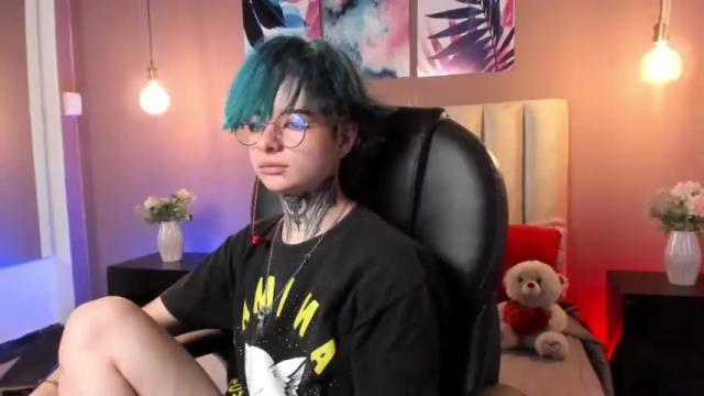 Image 7 of juneblake Stream on Chaturbate on 14 months ago
