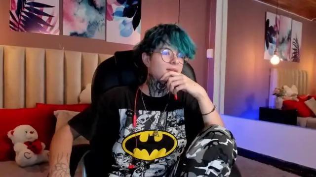 Image 3 of juneblake Stream on Chaturbate on 17 months ago