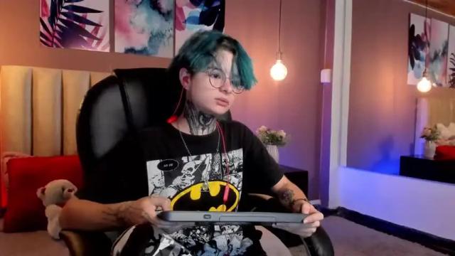 Image 8 of juneblake Stream on Chaturbate on 17 months ago