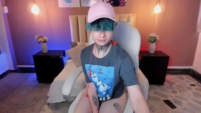 Image 4 of juneblake Stream on Chaturbate on 14 months ago
