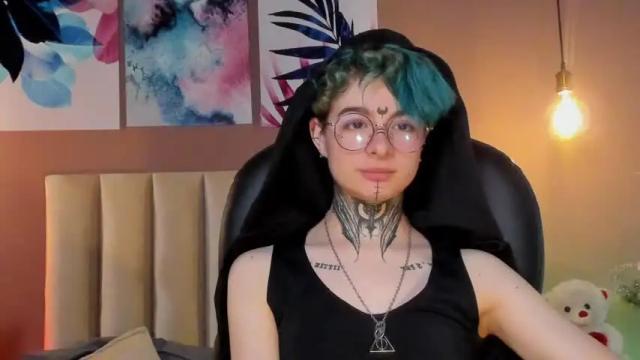 Image 6 of juneblake Stream on Chaturbate on 15 months ago