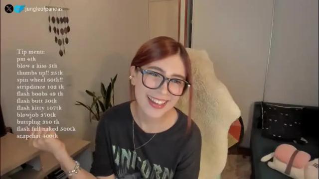 Image 3 of jungleofpandas Stream on Chaturbate on 1 month ago