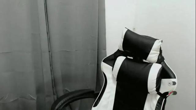 Image 11 of juny_lanyy Stream on Chaturbate on 8 days ago