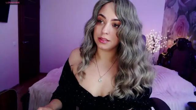 Image 8 of just_a_queen Stream on Chaturbate on 26 months ago