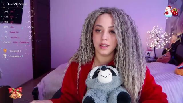 Image 8 of just_a_queen Stream on Chaturbate on 16 months ago