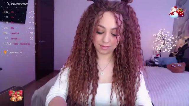 Image 6 of just_a_queen Stream on Chaturbate on 16 months ago