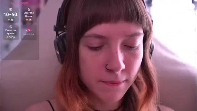 Image 2 of just_busking Stream on Chaturbate on 2 months ago