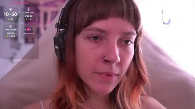 Image 2 of just_busking Stream on Chaturbate on 1 month ago