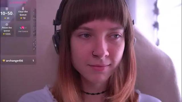 Image 4 of just_busking Stream on Chaturbate on 23 days ago