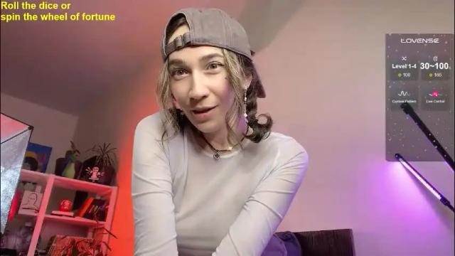 Image 4 of just_call_me_jess Stream on Chaturbate on 2 months ago