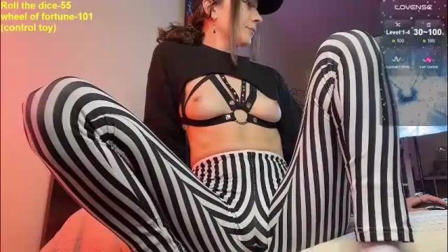 Image 6 of just_call_me_jess Stream on Chaturbate on 1 month ago