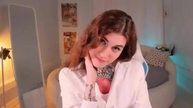 Image 6 of just_curly Stream on Chaturbate on 18 months ago