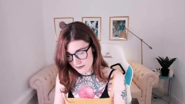 Image 12 of just_curly Stream on Chaturbate on 18 months ago