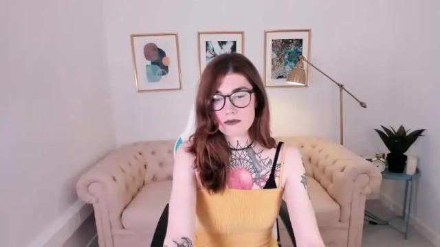 Image 2 of just_curly Stream on Chaturbate on 18 months ago