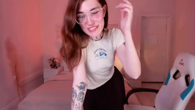 Thumbnail 1, just_curly's Stream at Chaturbate, 18 months ago