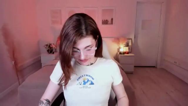 Image 10 of just_curly Stream on Chaturbate on 18 months ago