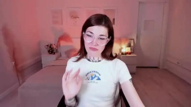 Image 12 of just_curly Stream on Chaturbate on 18 months ago