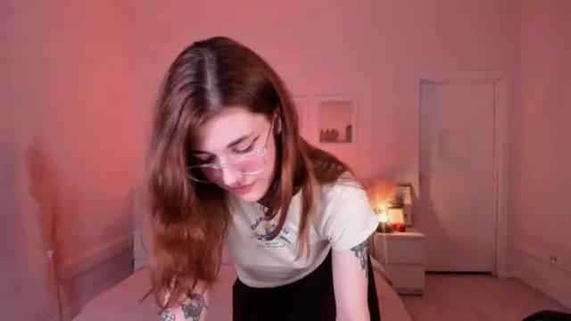 Image 4 of just_curly Stream on Chaturbate on 18 months ago