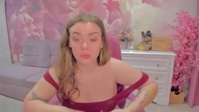Image 2 of just_queen Stream on Chaturbate on 22 months ago
