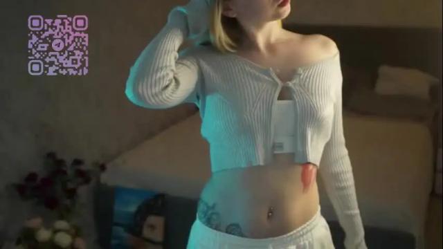 Image 4 of justbarbie Stream on Chaturbate on 1 month ago