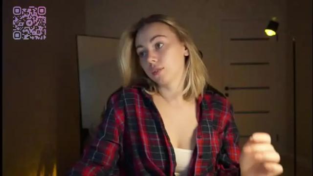 Image 2 of justbarbie Stream on Chaturbate on 27 days ago